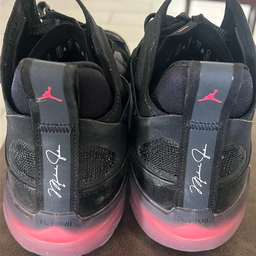 Nike Air Jordan 37 